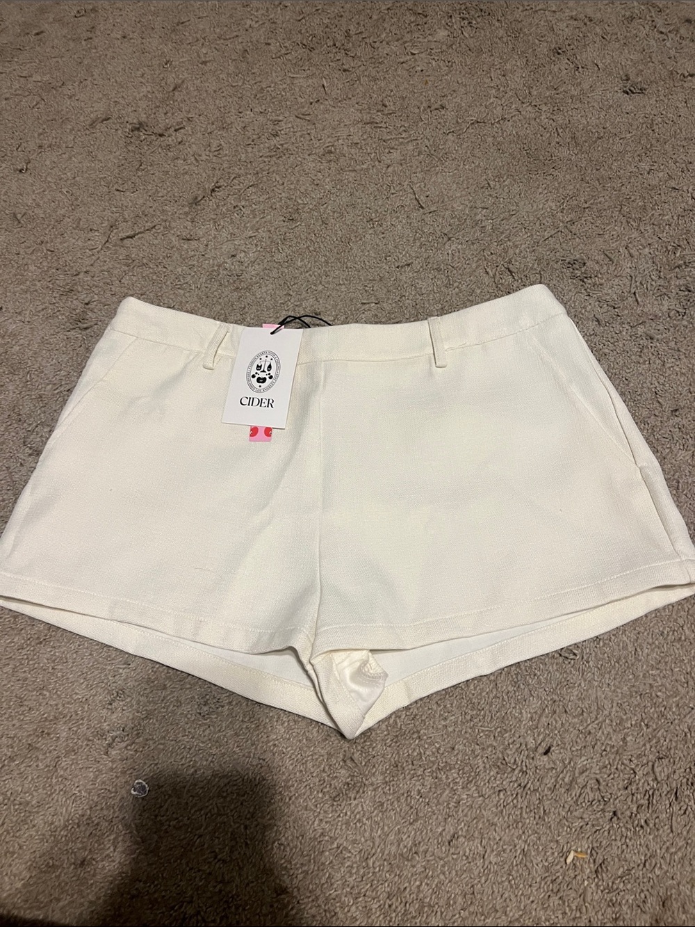 Cider Women's Cream High-Waist Tailored Shorts